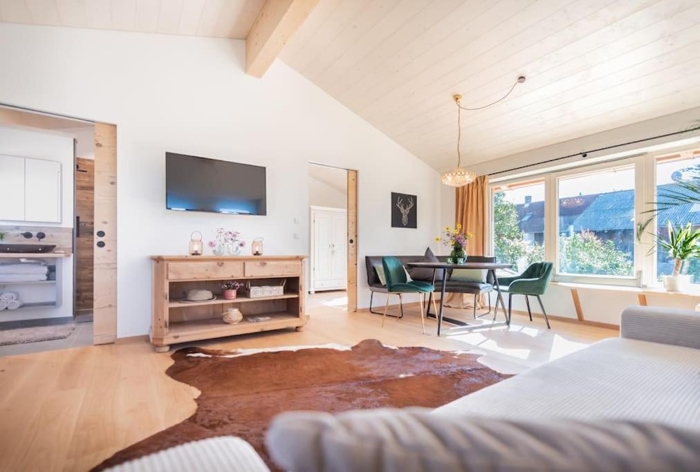 Exklusives Design-Apartment & Sauna Warngau Exteriér fotografie